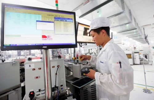 視線探秘 國內首個手機“無人工廠”背后的進出口密碼